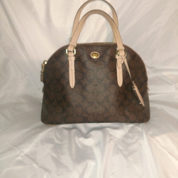 Coach Cora Domed Satchel - Picture 2 of 8